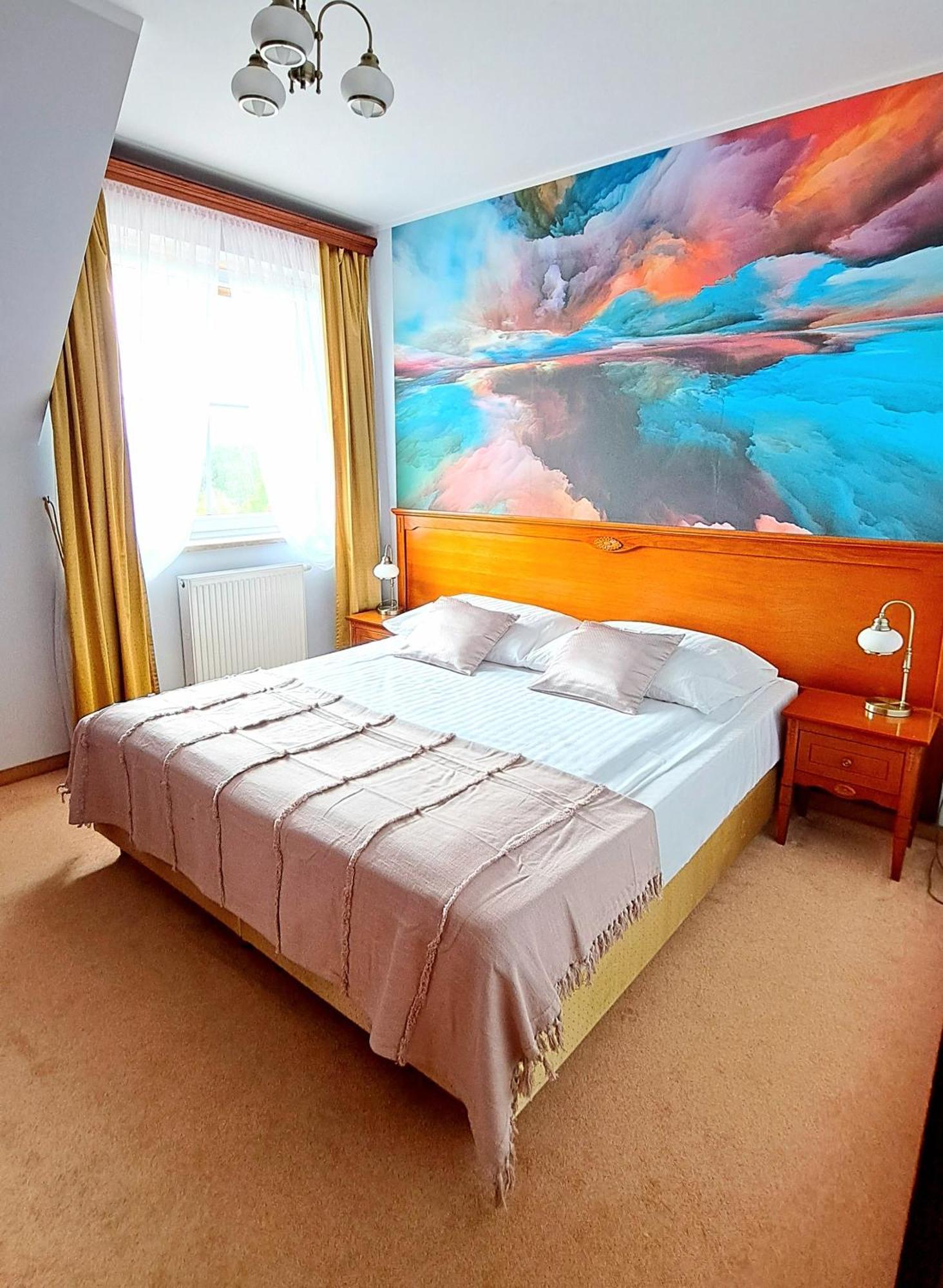 Senator Gran Via Hotel Będziemyśl Kültér fotó