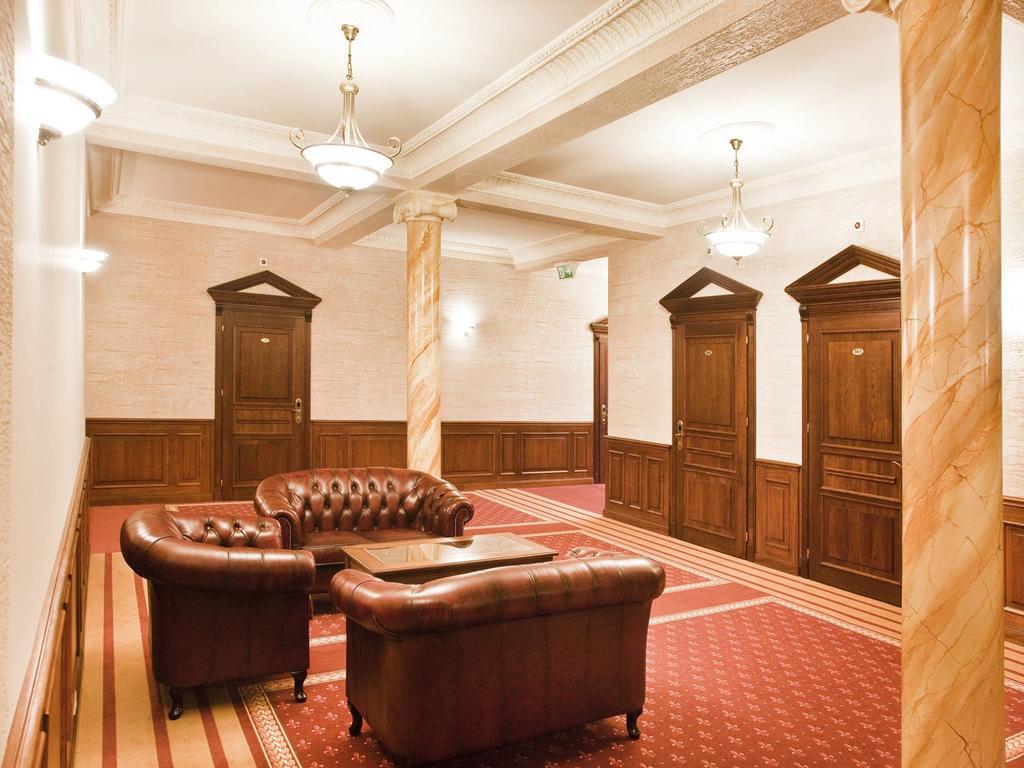 Senator Gran Via Hotel Będziemyśl Kültér fotó