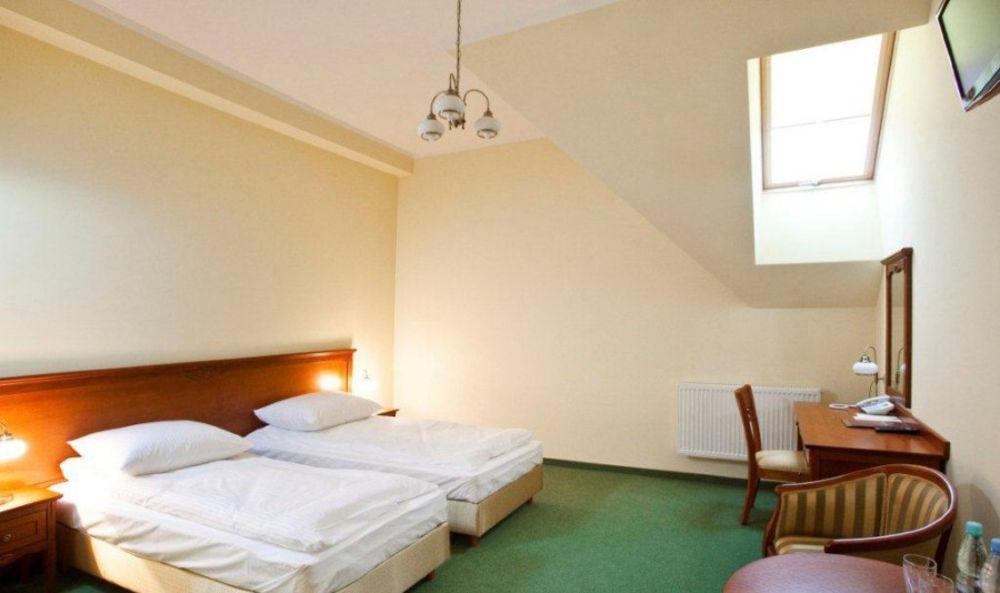 Senator Gran Via Hotel Będziemyśl Kültér fotó